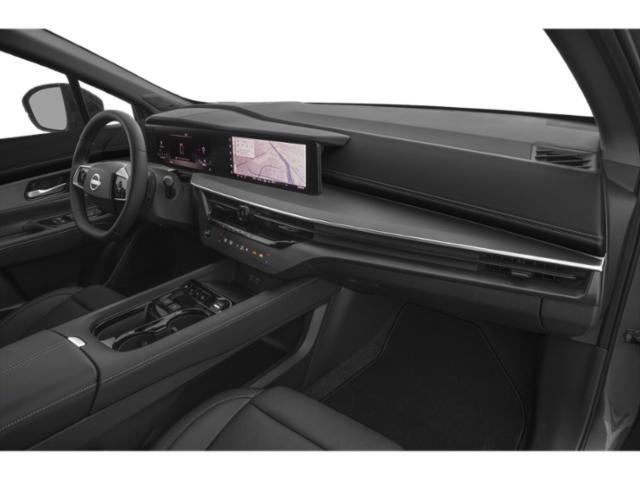 Photo of 2025 Everest White Pearl Tricoat/Super Black Nissan Murano
