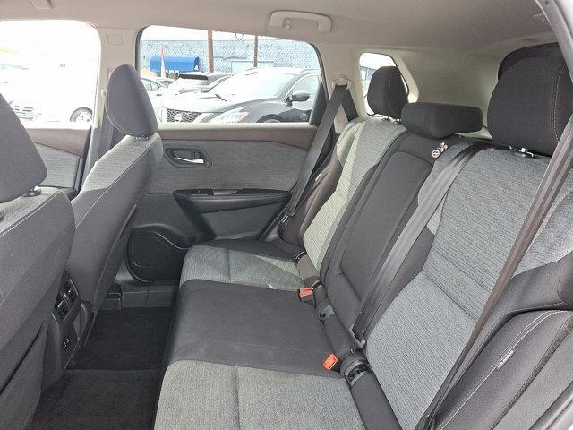 Photo of 2021 Brilliant Silver Metallic Nissan Rogue