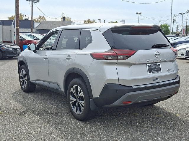 Photo of 2021 Brilliant Silver Metallic Nissan Rogue