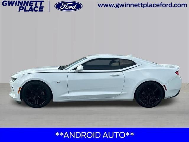 Photo of 2018 Summit White Chevrolet Camaro