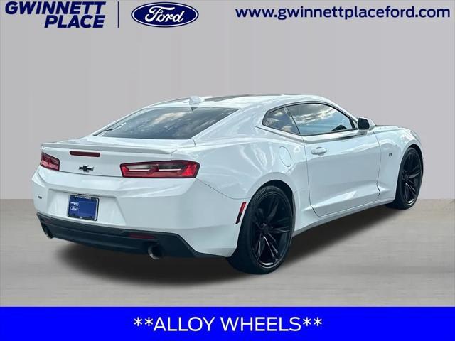 Photo of 2018 Summit White Chevrolet Camaro