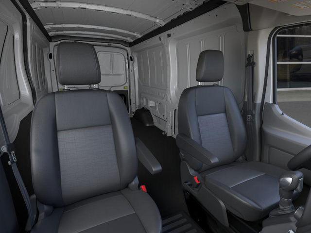 Photo of 2025 Oxford White Ford Transit-250
