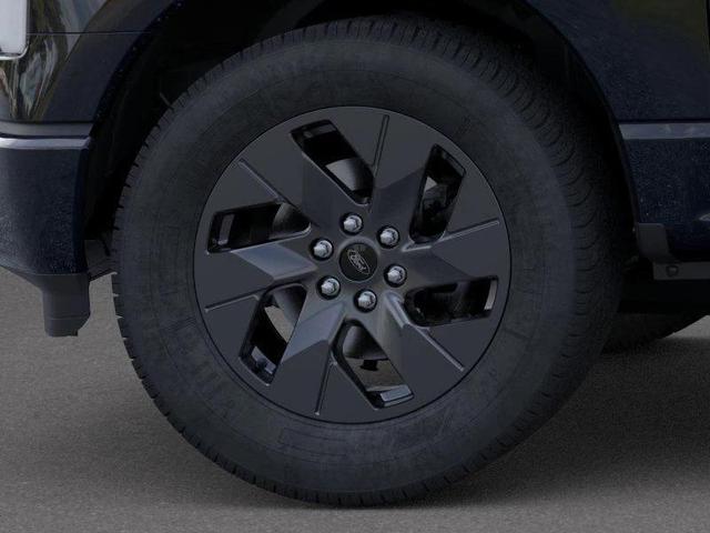 Photo of 2025 Agate Black Metallic Ford F-150 Lightning