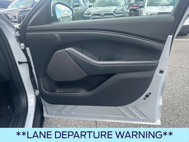 Photo of 2022 Space White Metallic Ford Mustang Mach-E