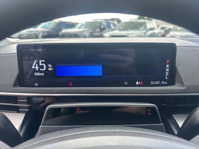 Photo of 2022 Space White Metallic Ford Mustang Mach-E