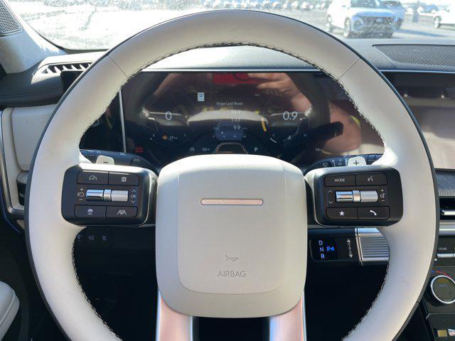 Photo of 2025 Phantom Black Hyundai SANTA FE