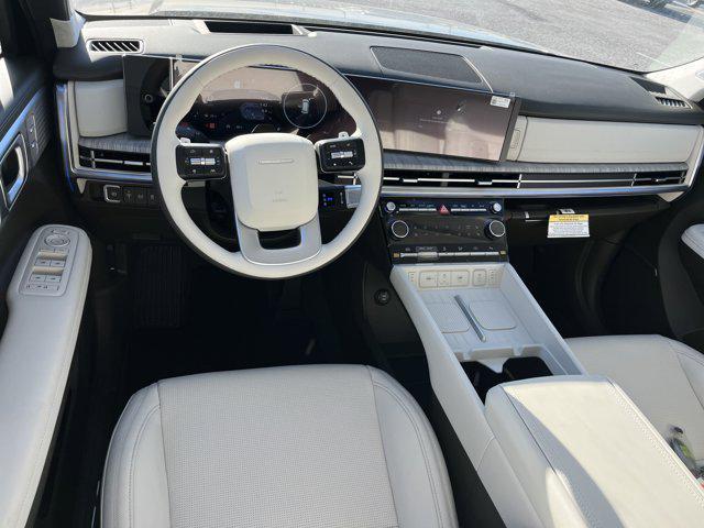 Photo of 2025 Phantom Black Hyundai SANTA FE