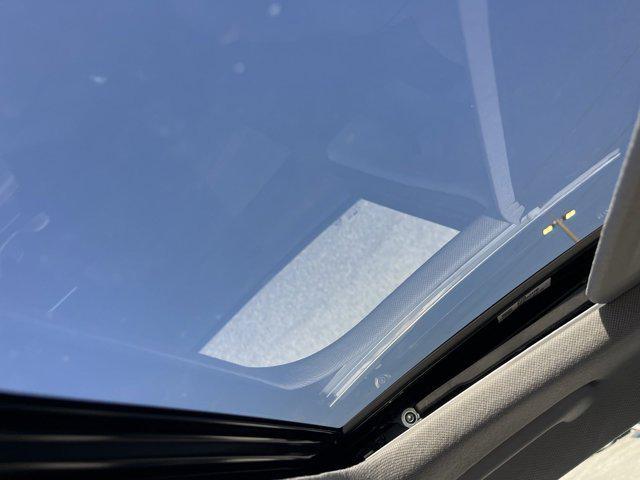 Photo of 2025 Fluid Metal Hyundai ELANTRA
