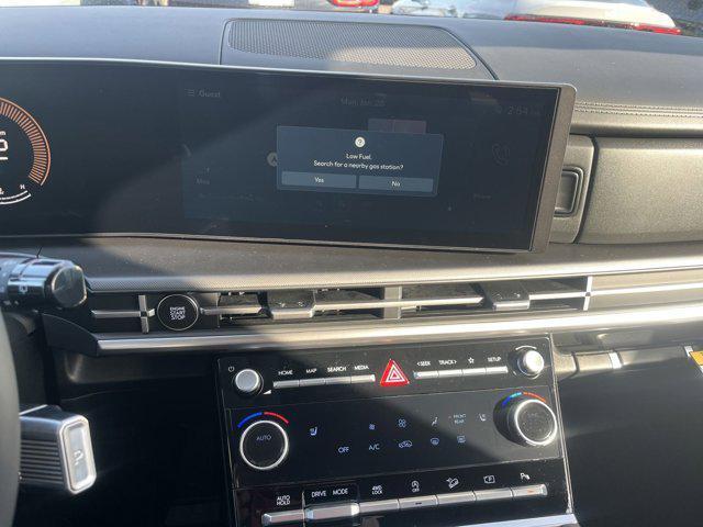 Photo of 2025 Ultimate Red Hyundai SANTA FE