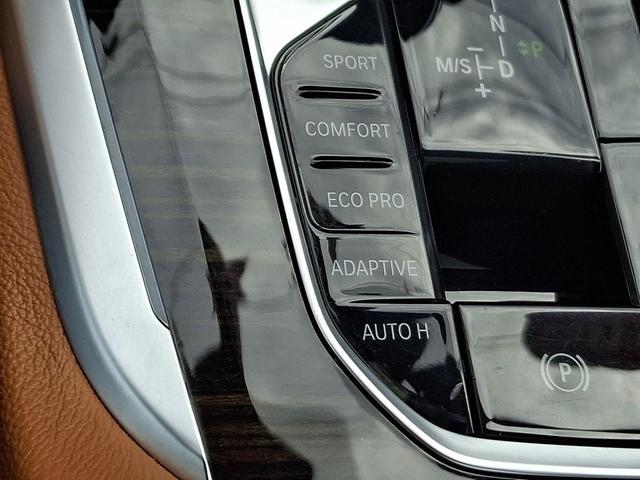 Photo of 2019 Black Sapphire Metallic BMW X5