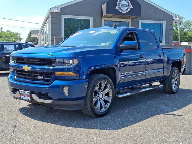 Photo of 2017 Deep Ocean Blue Metallic Chevrolet Silverado 1500