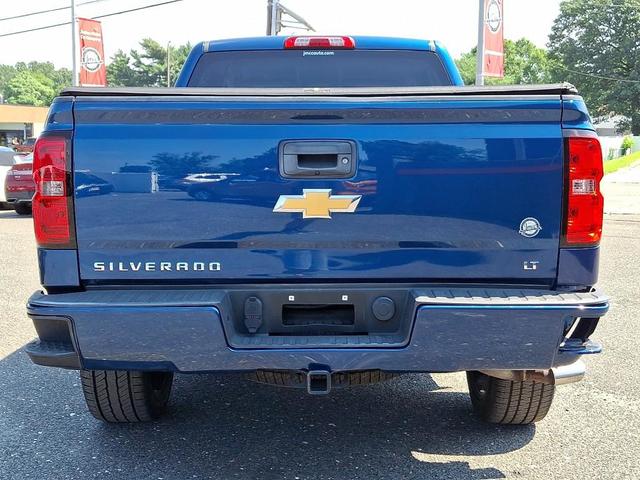 Photo of 2017 Deep Ocean Blue Metallic Chevrolet Silverado 1500