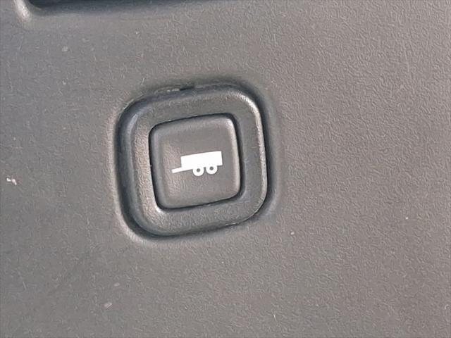 Photo of 2015 Summit White Chevrolet Express 2500