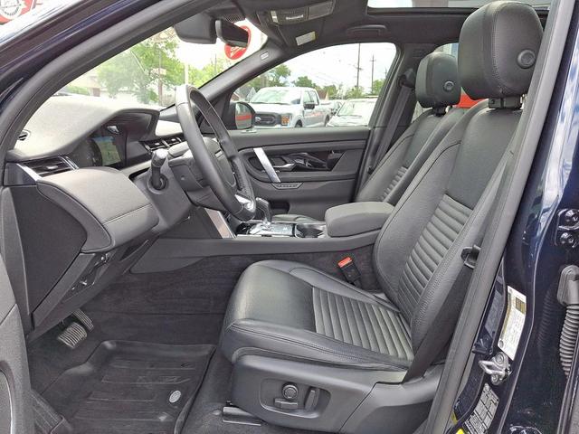 Photo of 2020 Byron Blue Metallic Land Rover Discovery Sport