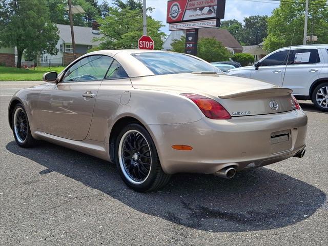 Photo of 2004 Egyptian Sand Pearl Lexus SC 430