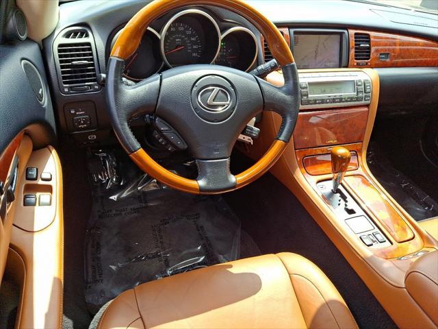 Photo of 2004 Egyptian Sand Pearl Lexus SC 430