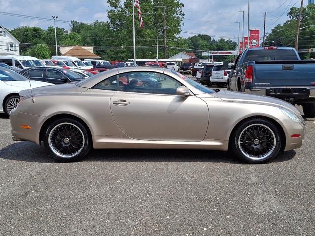 Photo of 2004 Egyptian Sand Pearl Lexus SC 430