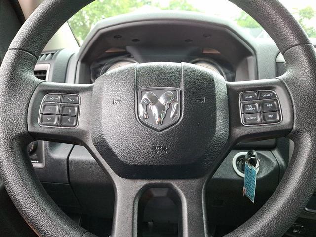 Photo of 2016 Bright White Clearcoat RAM 1500