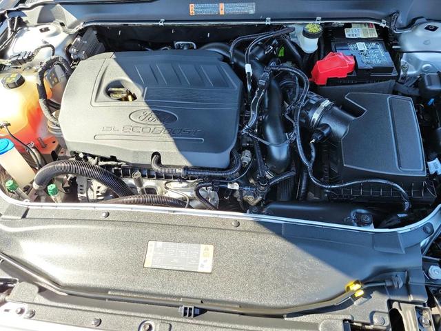 Photo of 2017 Ingot Silver Ford Fusion