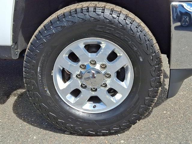 Photo of 2016 Summit White Chevrolet Silverado 2500
