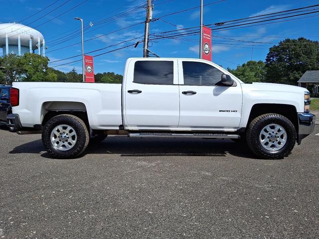 Photo of 2016 Summit White Chevrolet Silverado 2500