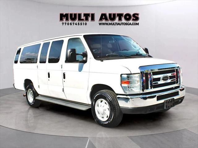 Photo of 2014 Oxford White Ford E350 Super Duty