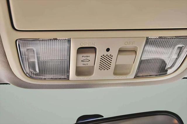Photo of 2013 Blue Honda CR-V
