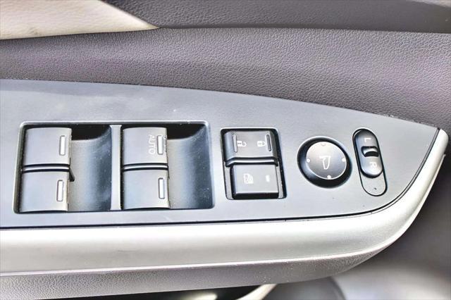 Photo of 2013 Blue Honda CR-V