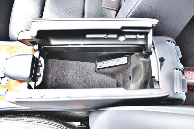 Photo of 2016 Black Mercedes-Benz E-Class