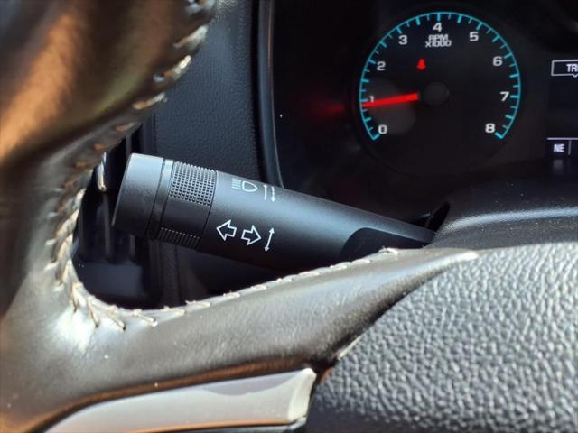 Photo of 2021 Summit White Chevrolet Colorado