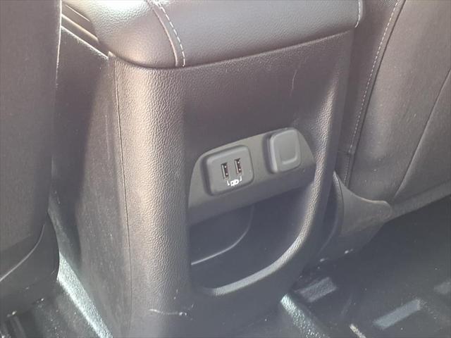 Photo of 2021 Summit White Chevrolet Colorado