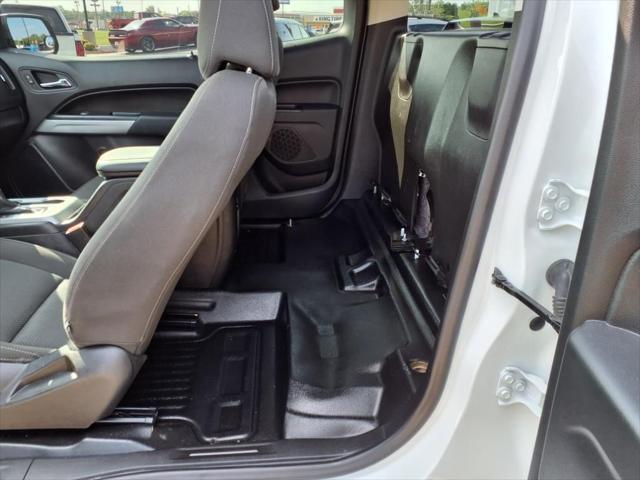 Photo of 2021 Summit White Chevrolet Colorado
