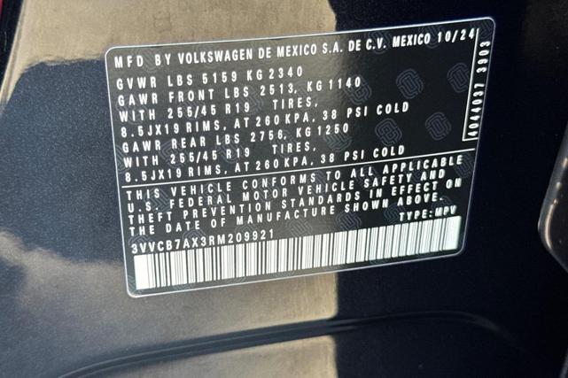 Photo of 2024 Deep Black Pearl Volkswagen Tiguan