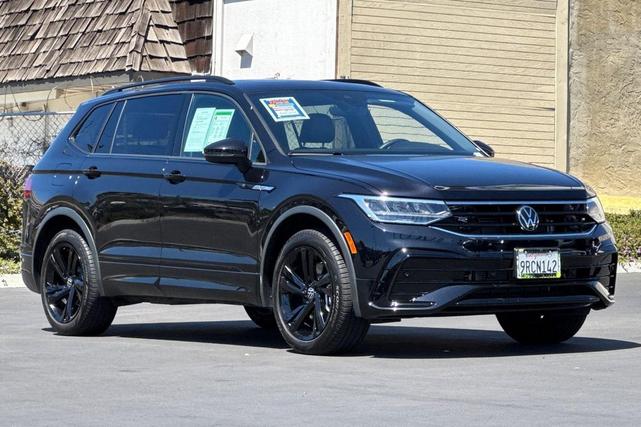 Photo of 2024 Deep Black Pearl Volkswagen Tiguan