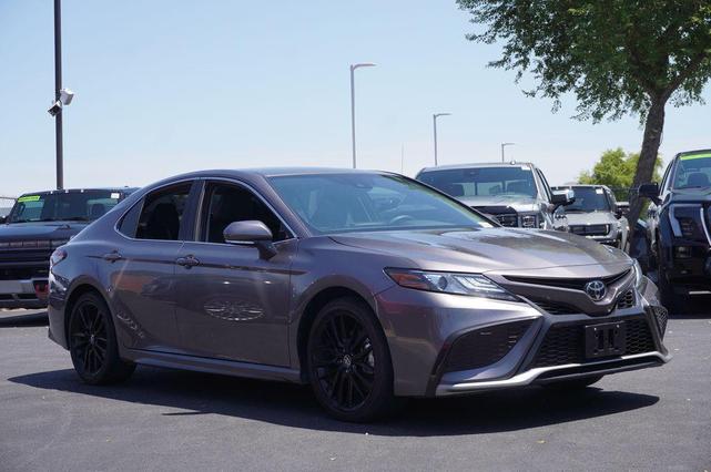Photo of 2024 Predawn Gray Mica Toyota Camry