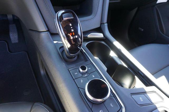 Photo of 2025 Argent Silver Metallic Cadillac XT5