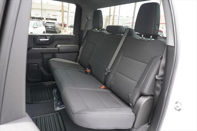 Photo of 2025 Summit White GMC Sierra 3500