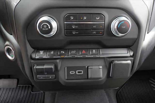 Photo of 2025 Summit White GMC Sierra 3500