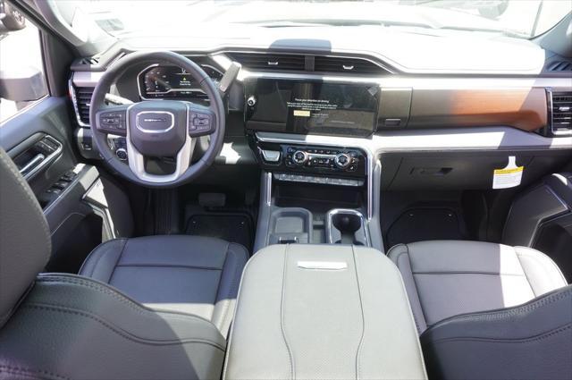Photo of 2025 Onyx Black GMC Sierra 2500
