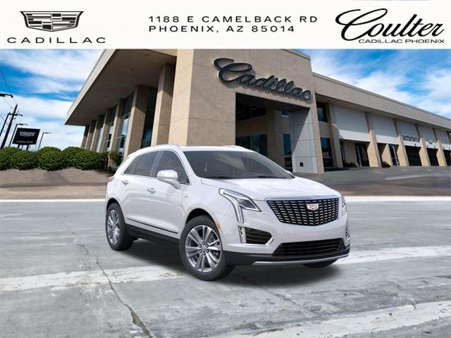 Photo of 2025 Crystal White Tricoat Cadillac XT5