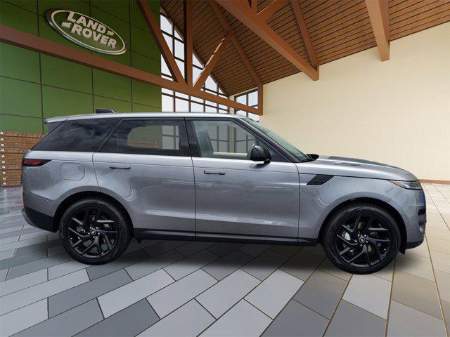 Photo of 2025 EIGER GREY Land Rover Range Rover Sport