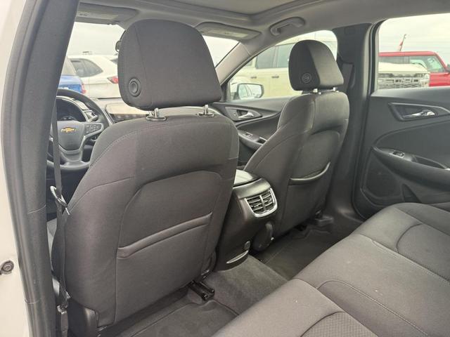 Photo of 2022 Summit White Chevrolet Malibu