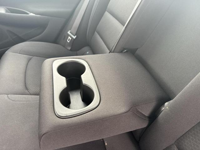 Photo of 2022 Summit White Chevrolet Malibu