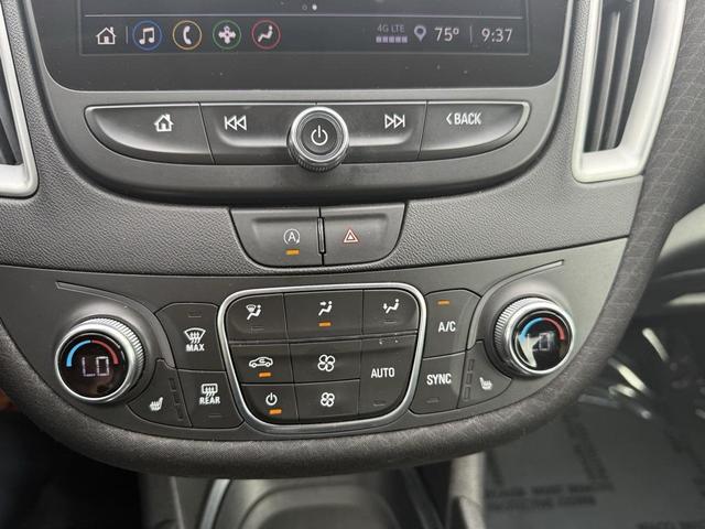 Photo of 2022 Summit White Chevrolet Malibu