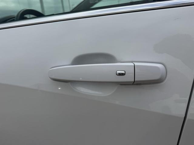 Photo of 2022 Summit White Chevrolet Malibu