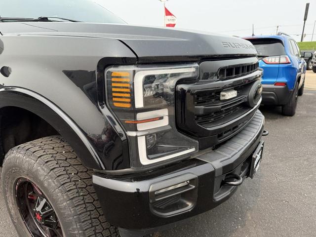 Photo of 2022 Agate Black Metallic Ford F-250