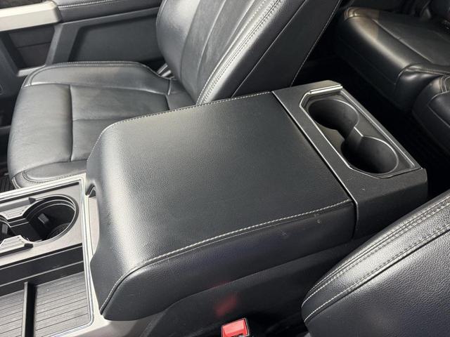 Photo of 2022 Agate Black Metallic Ford F-250