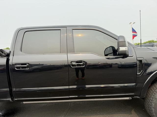 Photo of 2022 Agate Black Metallic Ford F-250