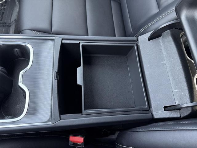 Photo of 2024 Ebony Twilight Metallic GMC Acadia