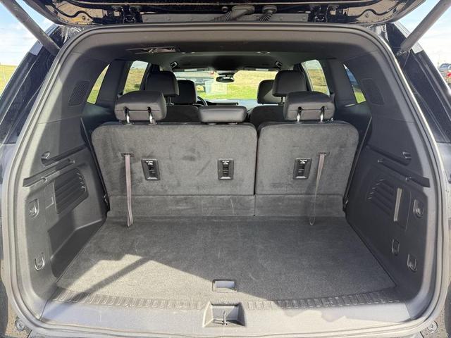 Photo of 2024 Ebony Twilight Metallic GMC Acadia